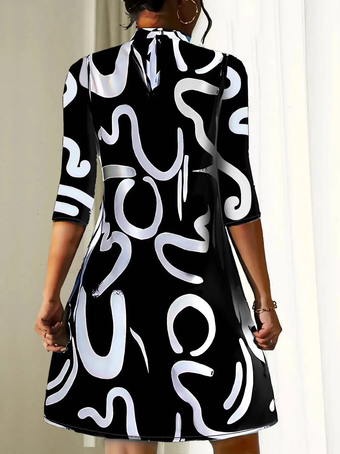 Eclectic 3/4 Sleeve Dress for Trendy Office Days