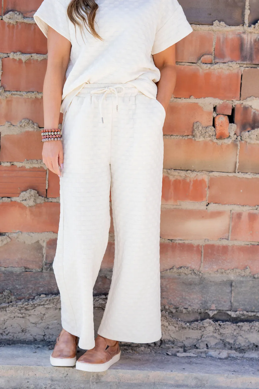 Subtle Checkered Relaxed Bottom Pants