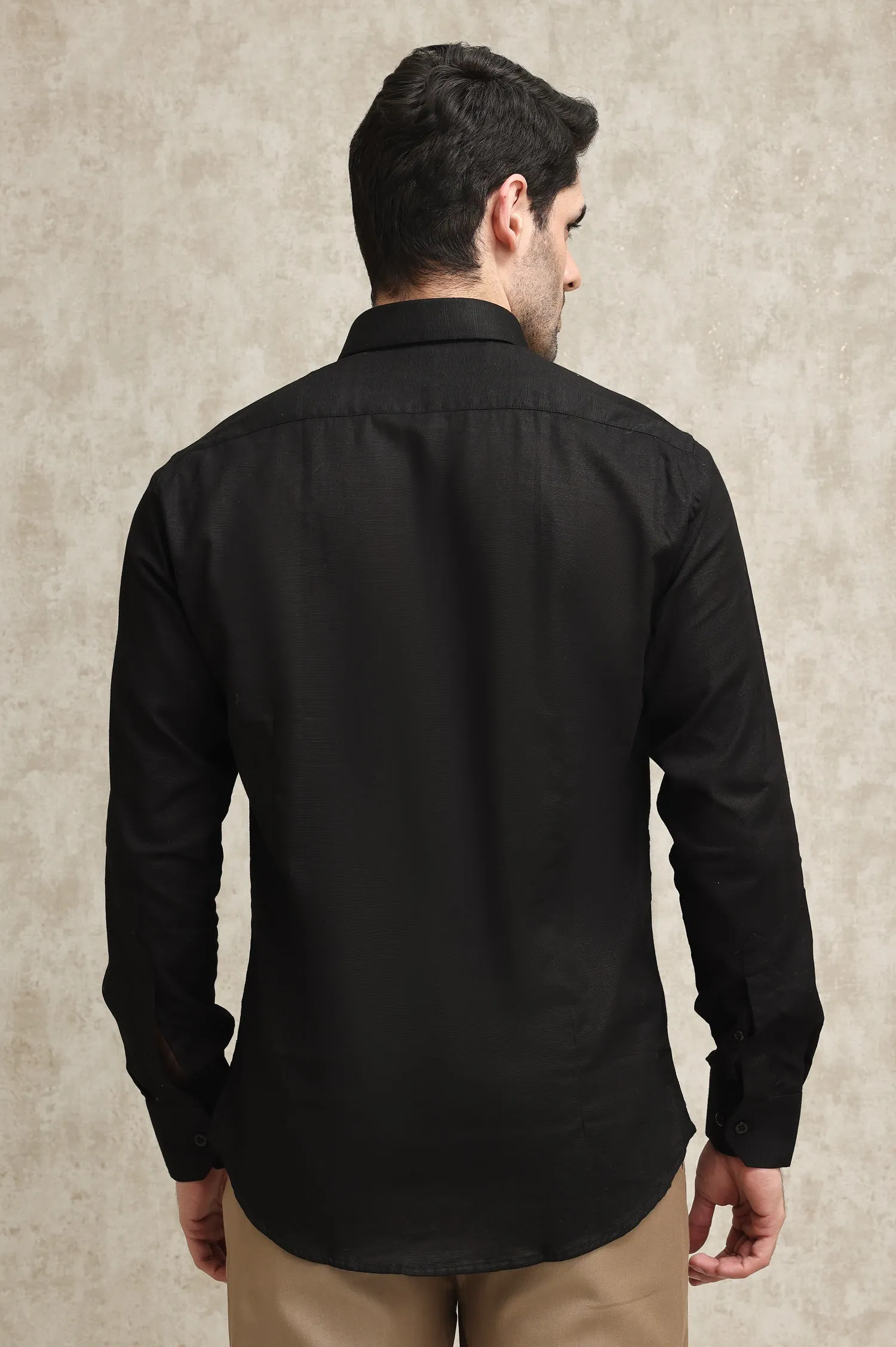 TAILORED CLASSIC BUTTON-DOWN SHIRT-BLACK