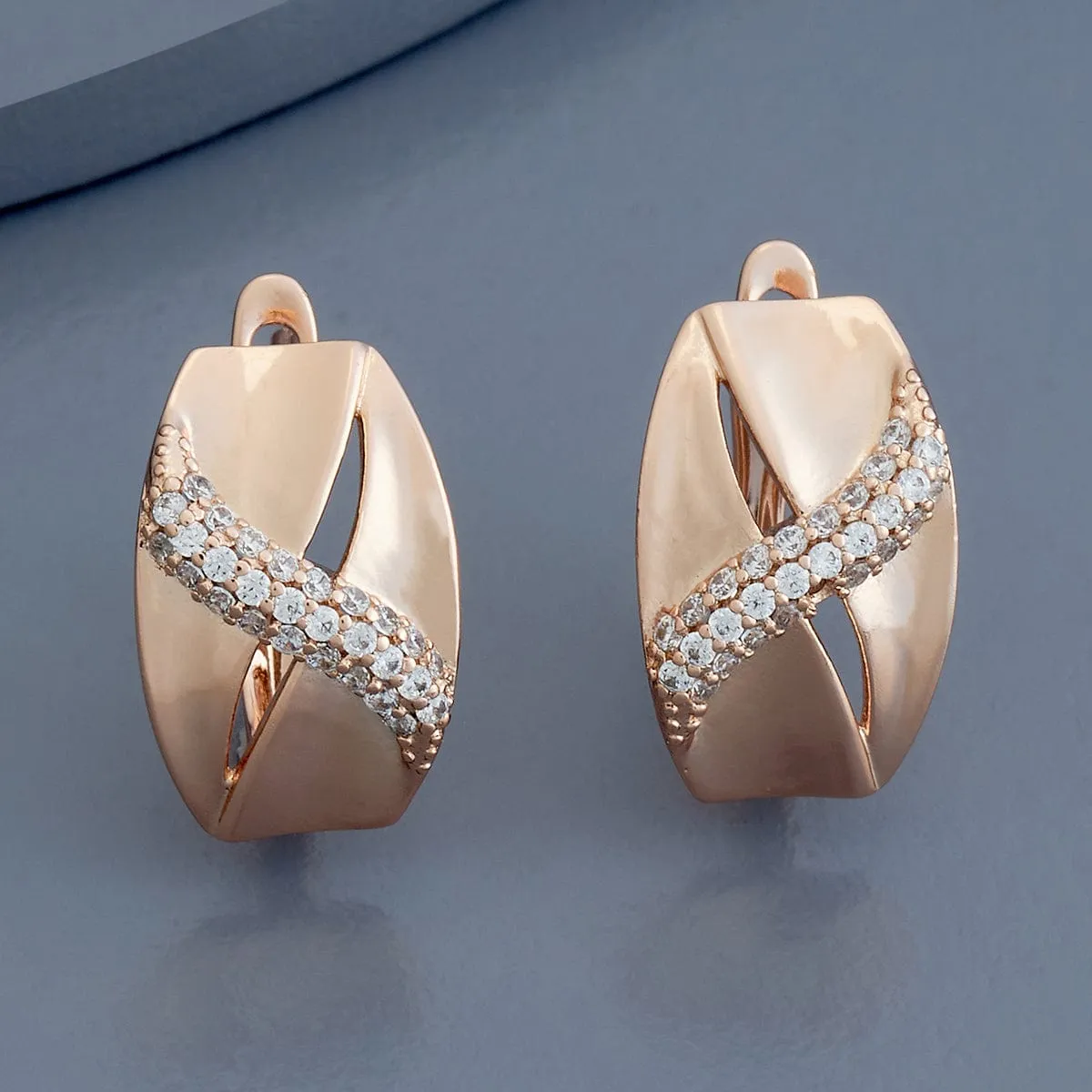 Trendy Earring 179653